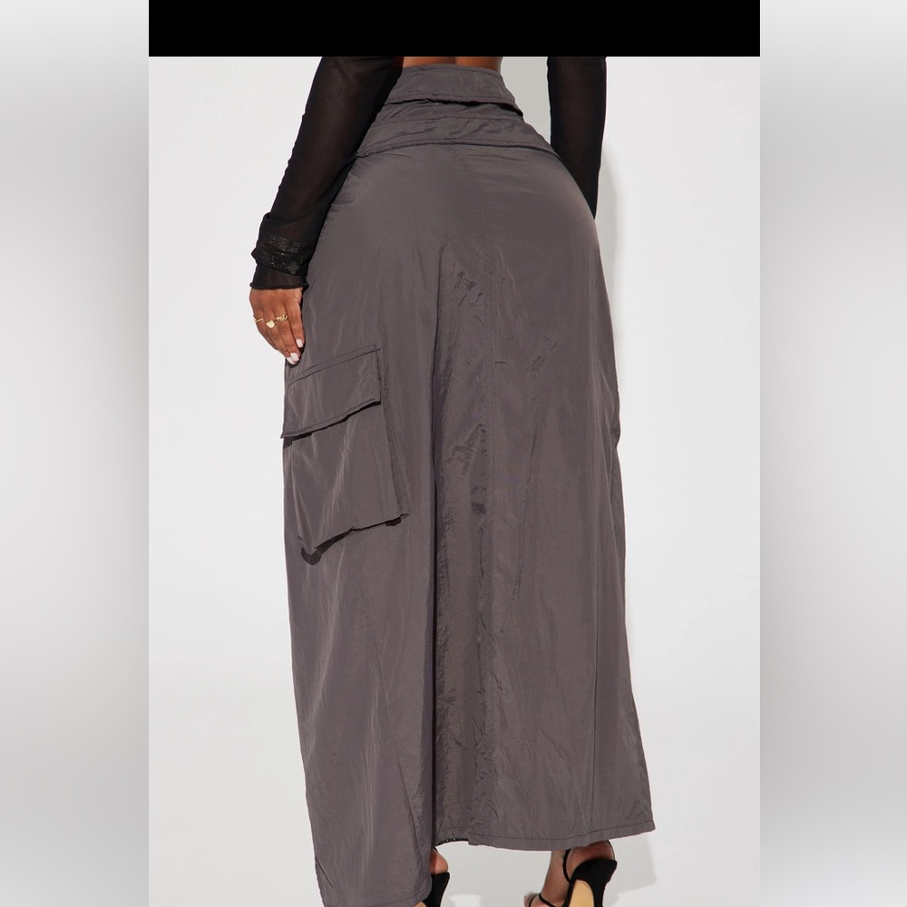 Fashion Nova skirt - Picture 2 of 3